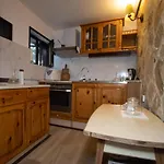 старата баkалия The Old Grocery, Guest Baltsjik