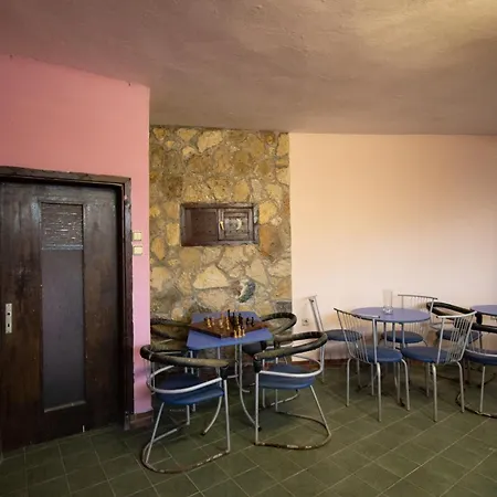старата баkалия The Old Grocery, Guest Gasthuis 4*