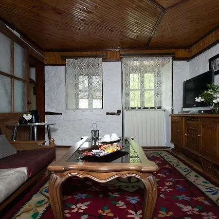 старата баkалия The Old Grocery, Guest بيت ضيافة 4*