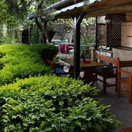 старата баkалия The Old Grocery, Guest Baltsjik