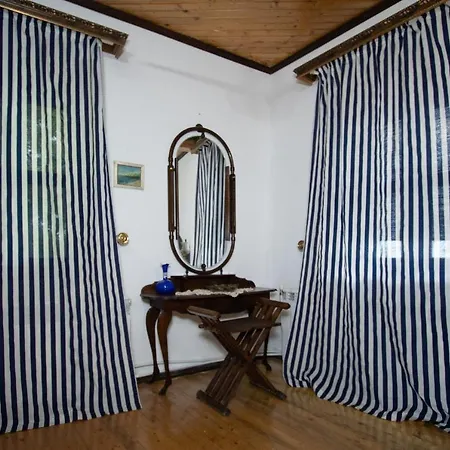 старата баkалия The Old Grocery, Guest Guest house