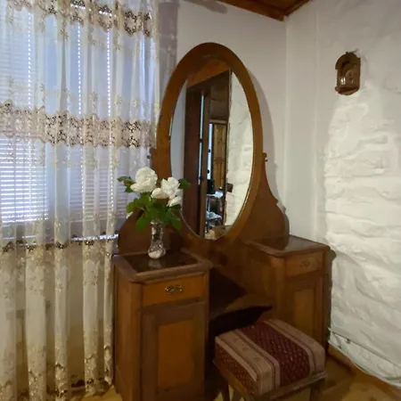 старата баkалия The Old Grocery, Guest Balchik