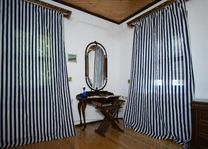 старата баkалия The Old Grocery, Guest Guest house