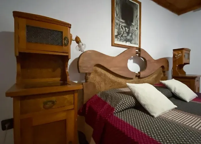 старата баkалия The Old Grocery, Guest