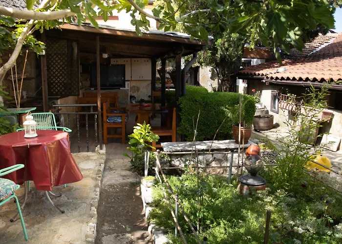 старата баkалия The Old Grocery, Guest Balchik